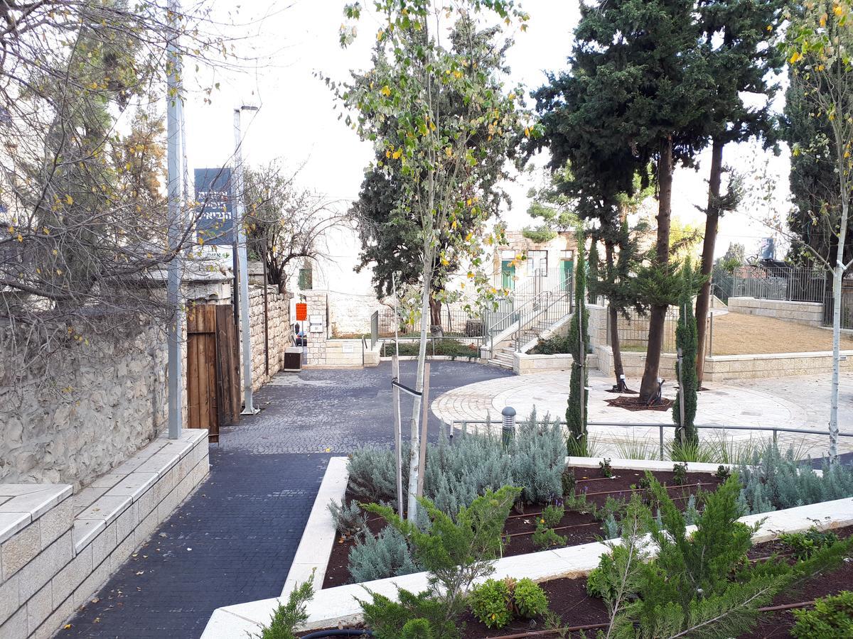 Haneviim Apartment In The Heart Of Jerusalem Exterior photo